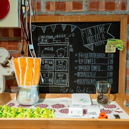 Funtime Hostel Цзяи Экстерьер фото
