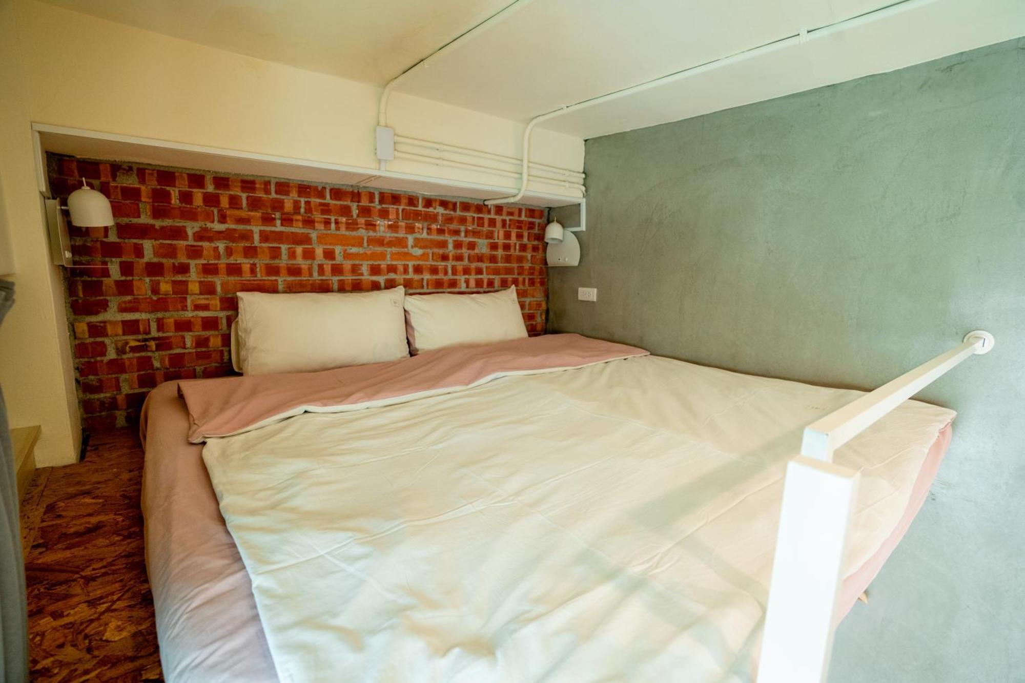 Funtime Hostel Цзяи Экстерьер фото